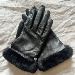 Vintage Ugg knit lined leather driving gloves